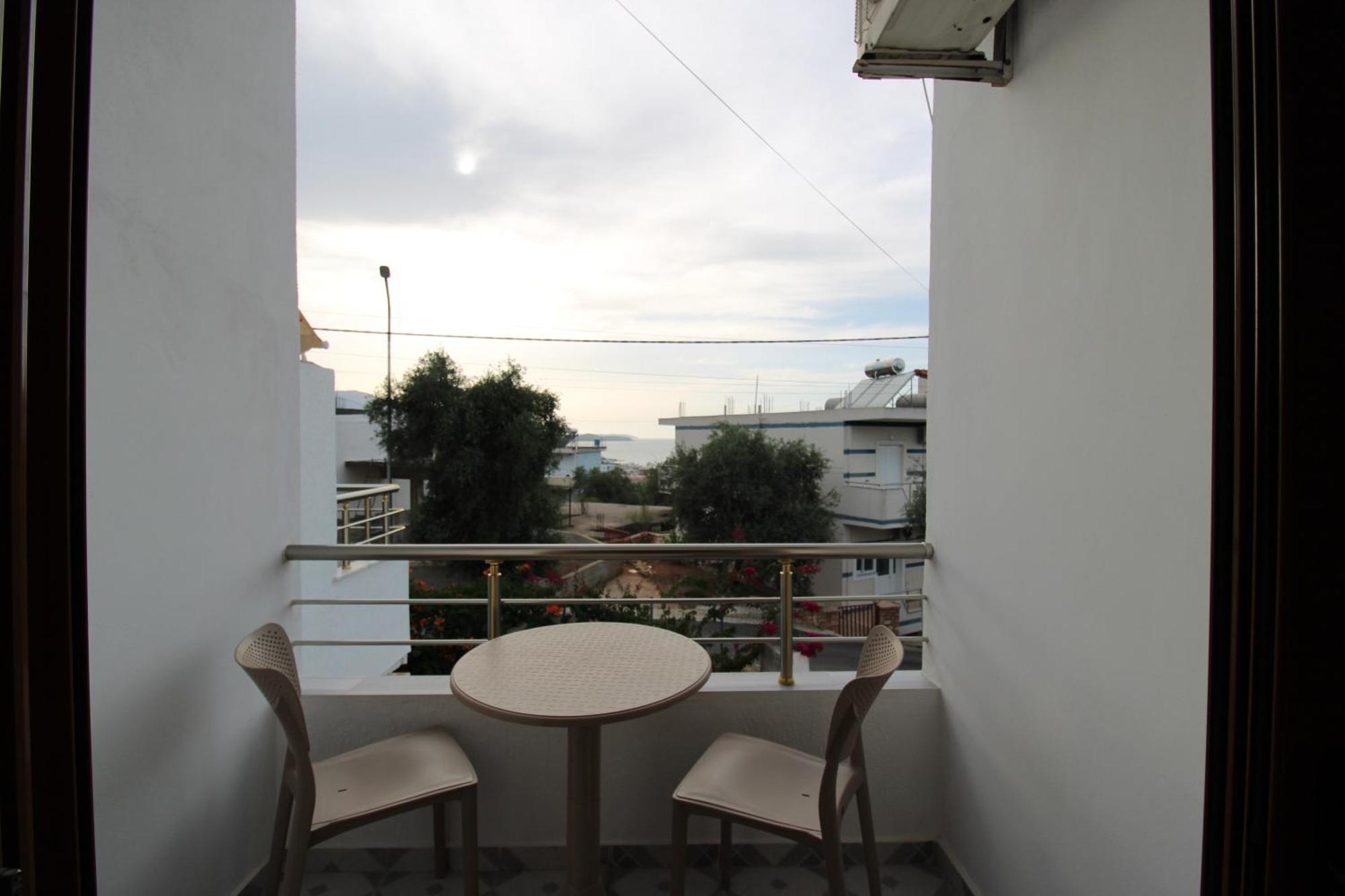Garden Vila Ermali Ксамил Экстерьер фото